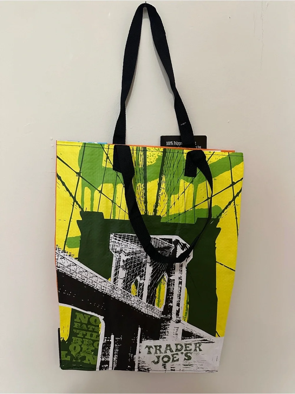 TRADER JOES COLLECTABLE TOTE - NEW YORK